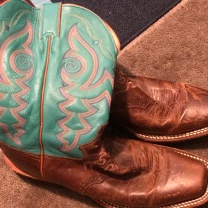 Justin cowboy boots